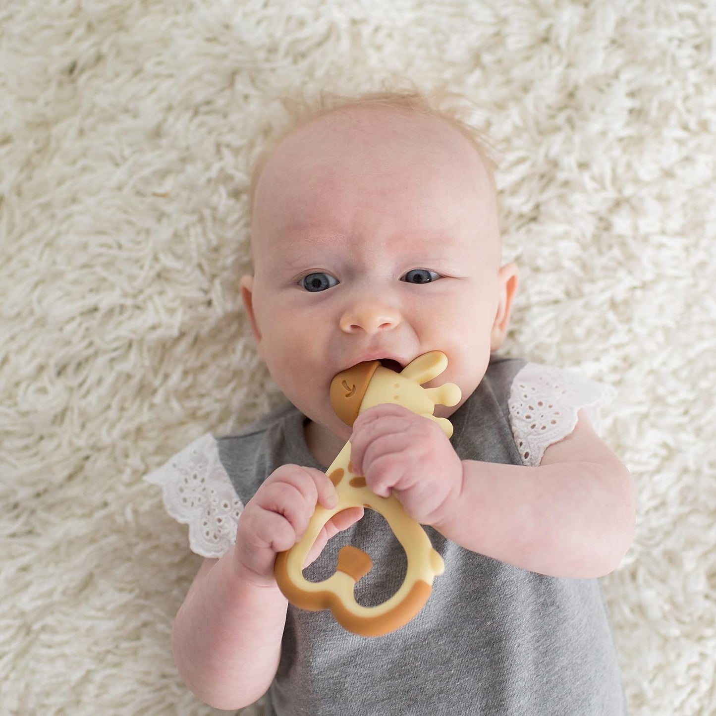 Ridgees Giraffe Massaging Baby Teether - Pediatric Dentist Designed, BPA Free, Suitable for 3 Months and Older