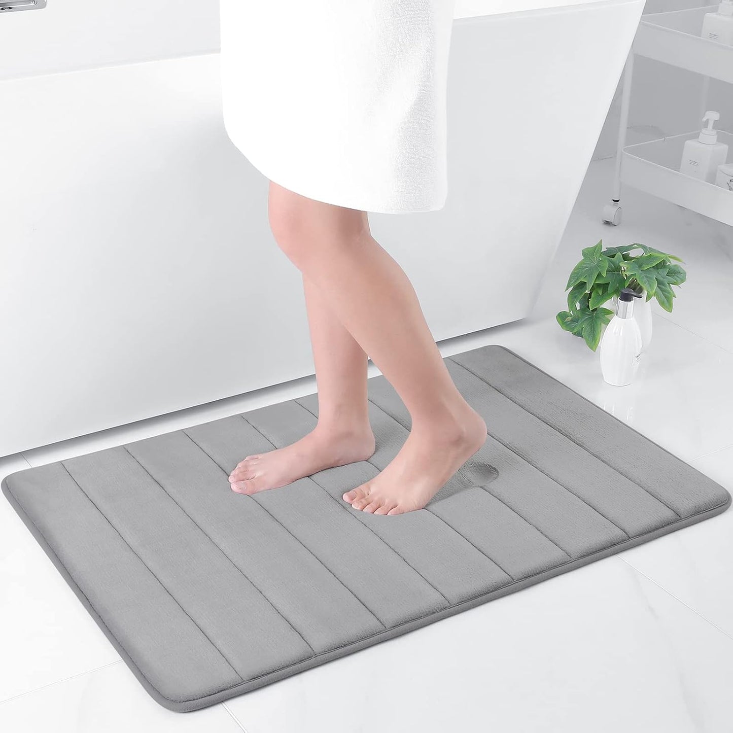 Memory Foam Non-Slip Bath Mat with Absorbent Rubber Backing for Kitchen and Bathroom Floors, 16" x 24", Black