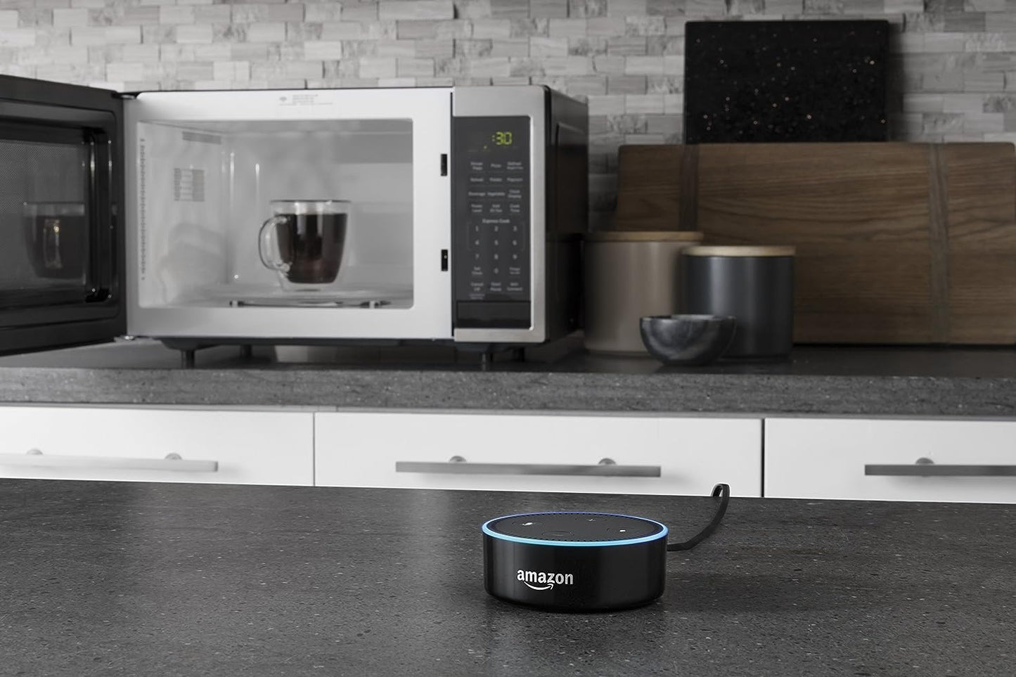 Smart Countertop Microwave Oven with Sensor Technology and Easy-Clean Interior, 0.9 Cu.Ft/900W, Stainless Steel Finish