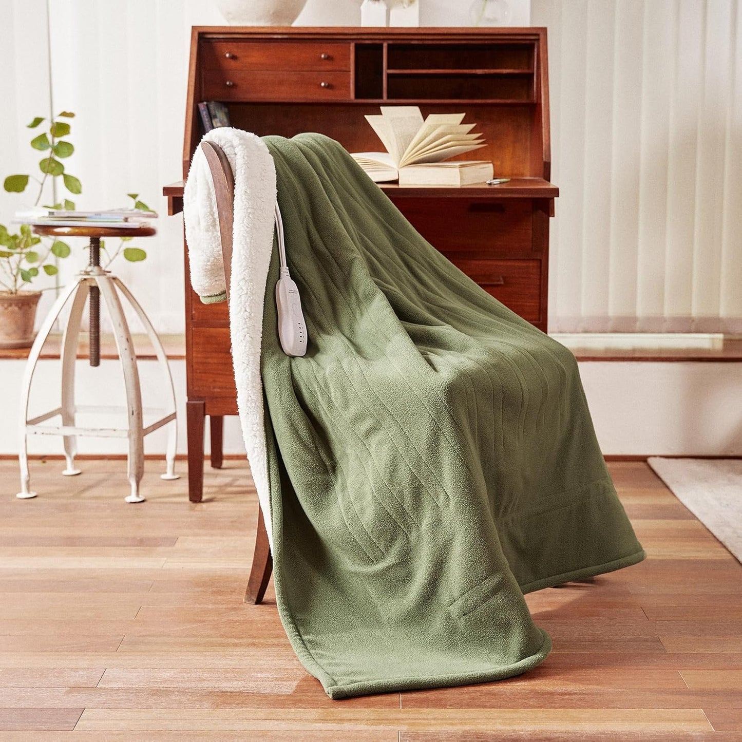 Heated Blanket-Electric Blanket,50"X60" Soft Heated Throw Blanket with 5 Heating Levels & 3 Hours Auto-Off,Over-Heat Protection Fast-Heating,Machine Washable(Almond)