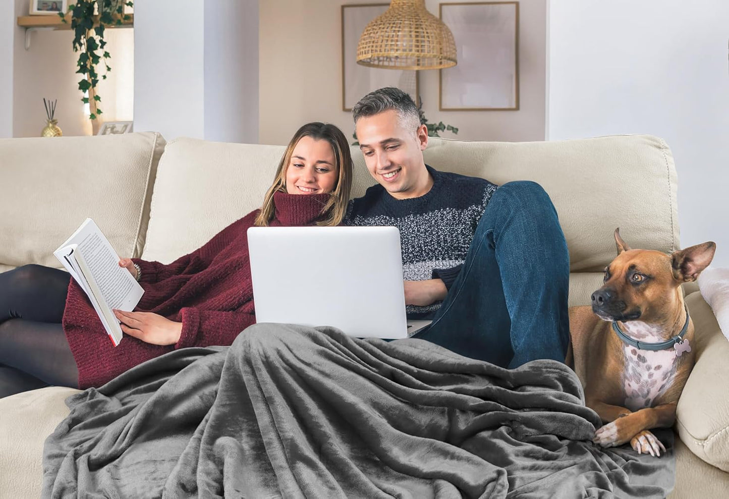 Queen Size Fleece Blanket (Grey, 90x90 Inch) - 300 GSM Anti-Static Microfiber - Lightweight, Cozy Blanket
