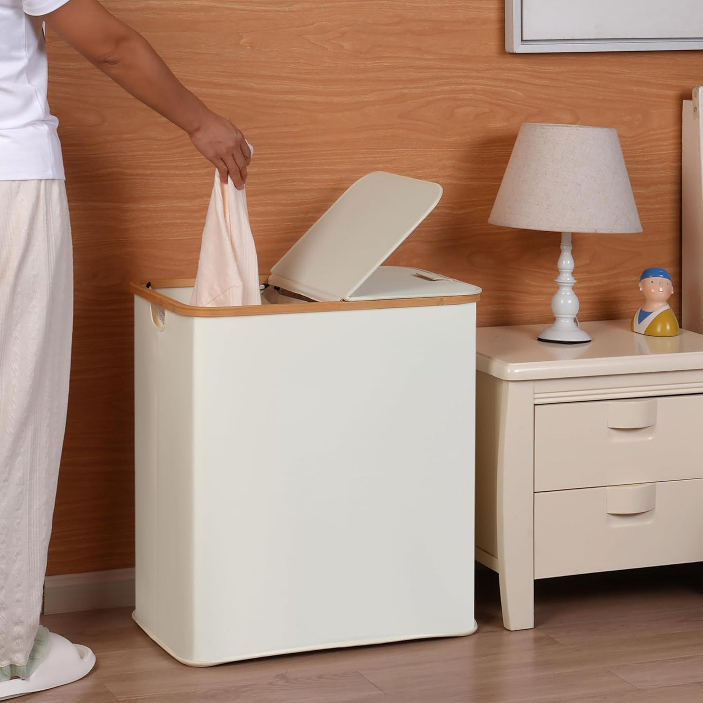 Laundry Hamper with Lid, Double Laundry Hamper with 2 Removable Bags, 2 Section Laundry Basket with Bamboo Handles for Bathroom, Bedroom & Laundry Room, 140L (36.9 Gallon) Beige