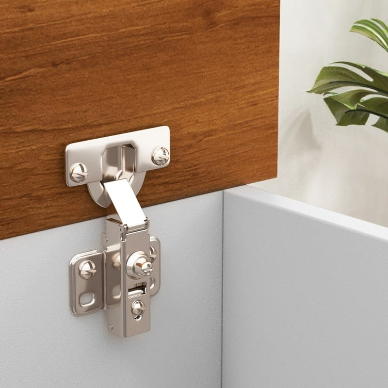 Large Storage Chest Featuring Safety Metal Hinge