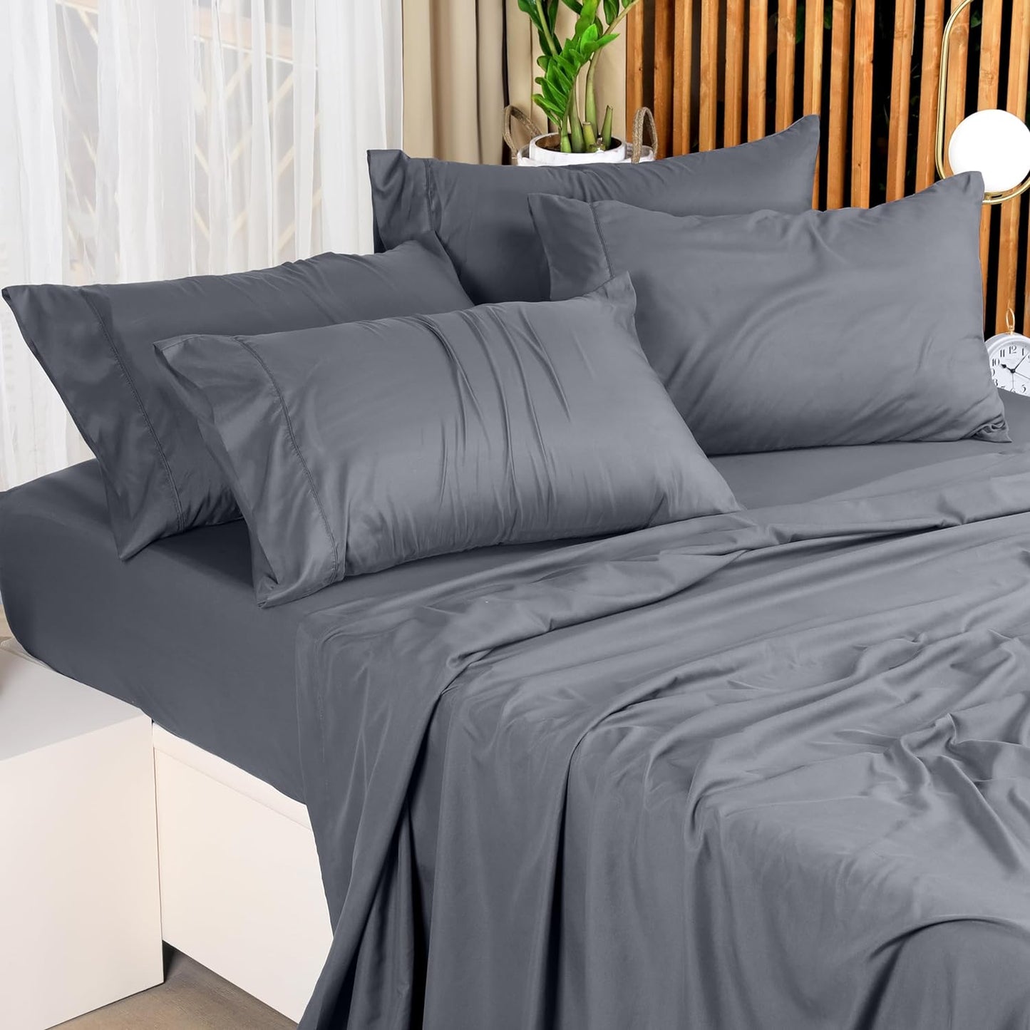 Queen Bed Sheet Set - 4-Piece Bedding Collection - Soft Brushed Microfiber - Shrinkage and Fade Resistant - Easy Care - Grey