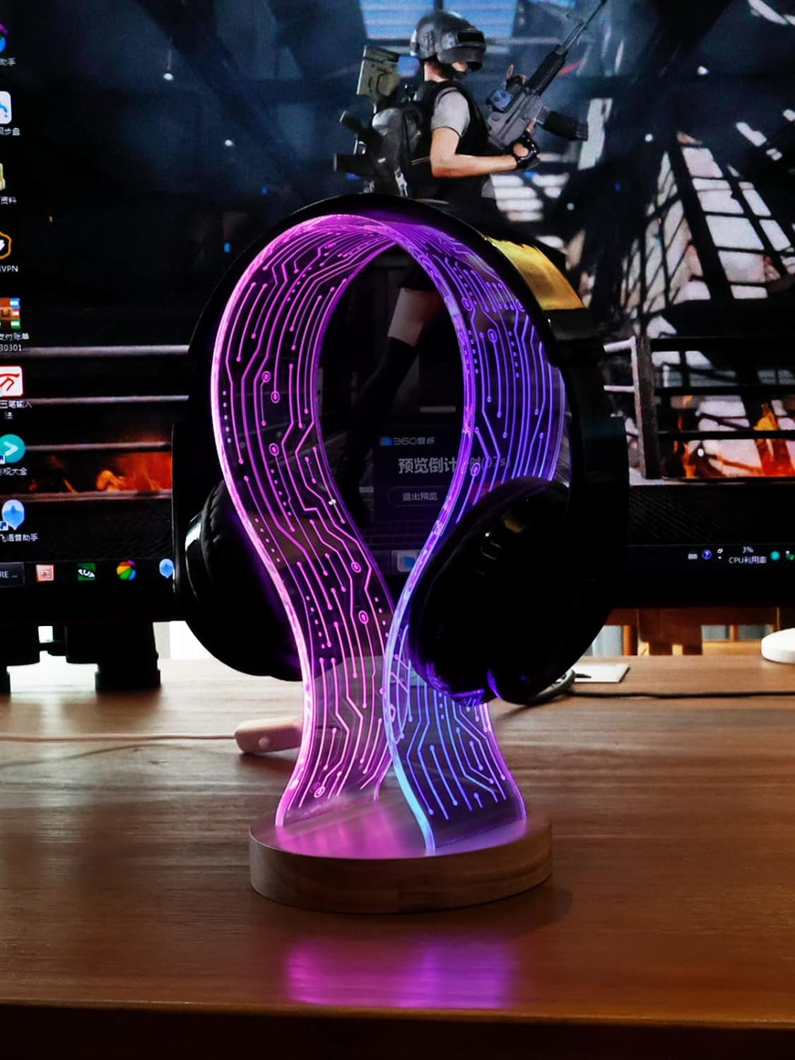 Walnut Wood Headphone Stand with LED Night Light - Ideal Desk Accessory for Gamers and Music Enthusiasts