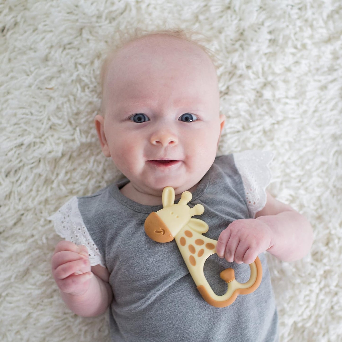 Ridgees Giraffe Massaging Baby Teether - Pediatric Dentist Designed, BPA Free, Suitable for 3 Months and Older
