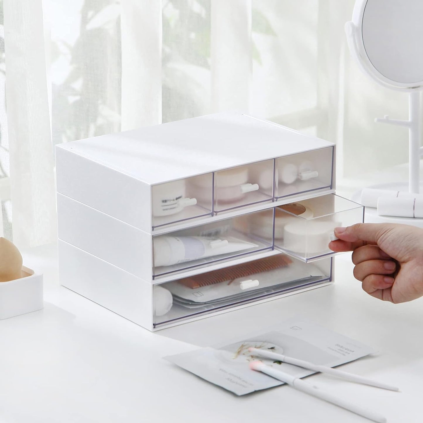 Sophisticated 6-Drawer Desk Organizer for Makeup and Cosmetic Storage for Bathroom and Desktop Organization (White)