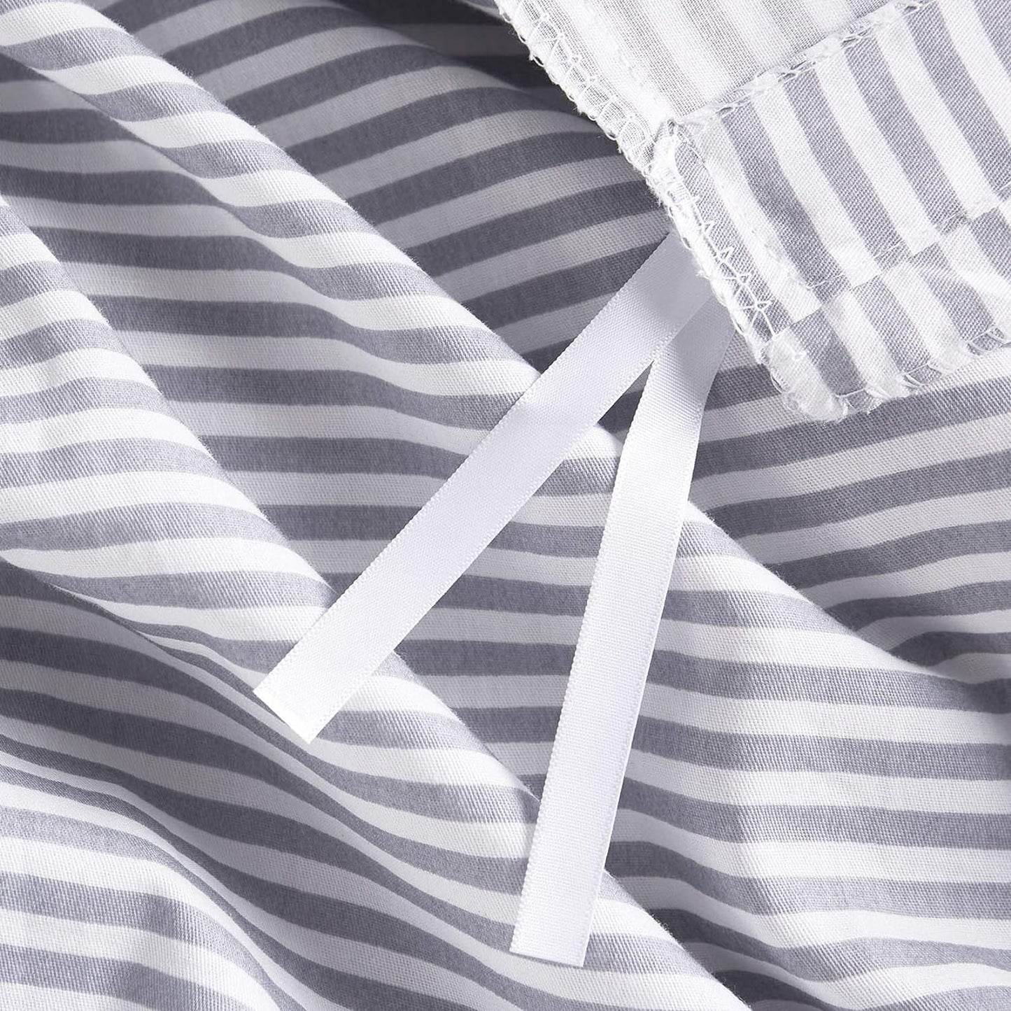 - Striped Duvet Cover Set, 100% Cotton Bedding, Gray Grey Vertical Ticking Stripes Pattern Printed on White, with Zipper Closure (3Pcs, Full Size)