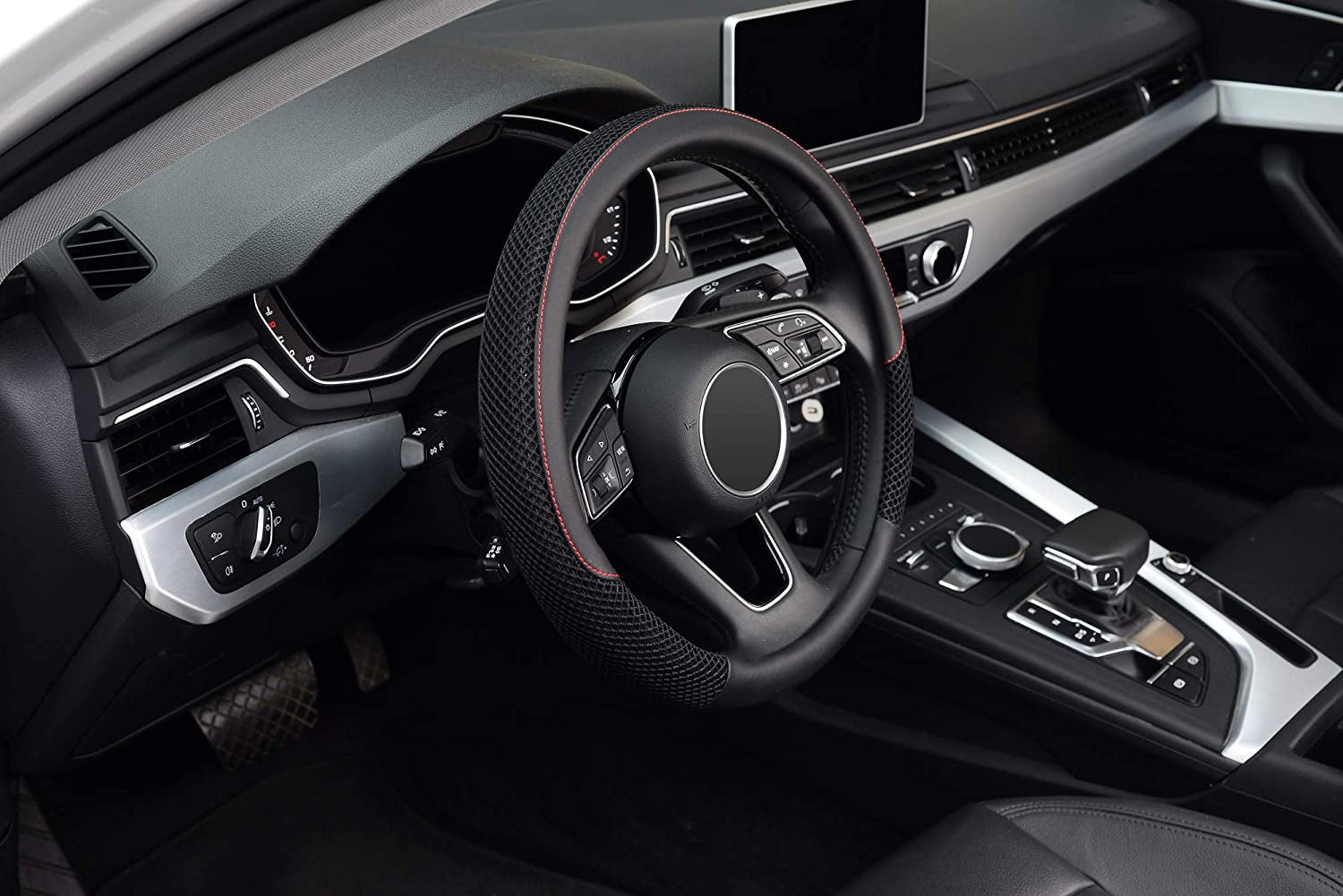 Universal 15-Inch Microfiber Leather Steering Wheel Cover - Breathable, Anti-Slip, Temperature Regulating (Black)