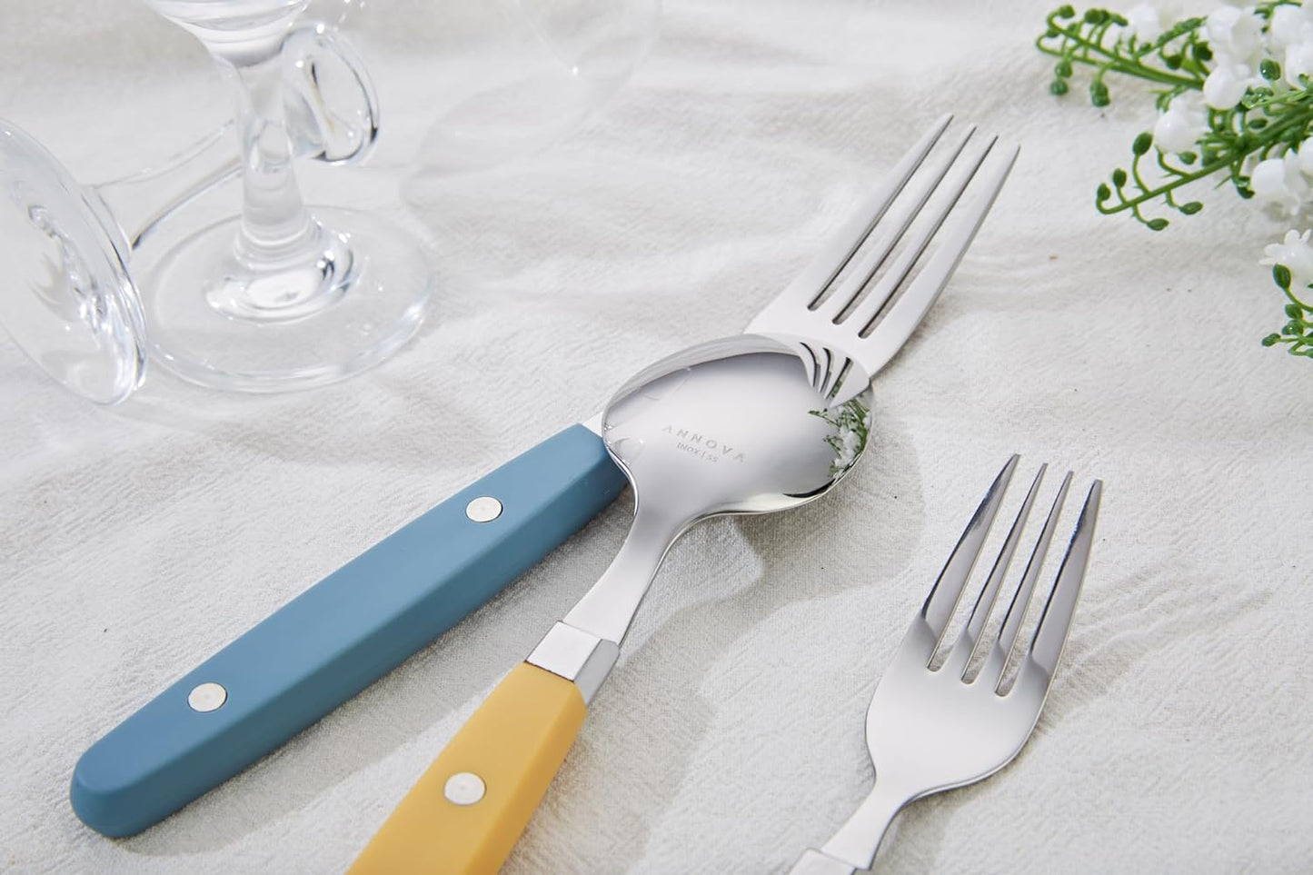 20-Piece Stainless Steel Silverware Set with Colorful Riveted Handles in Retro Morandi Design
